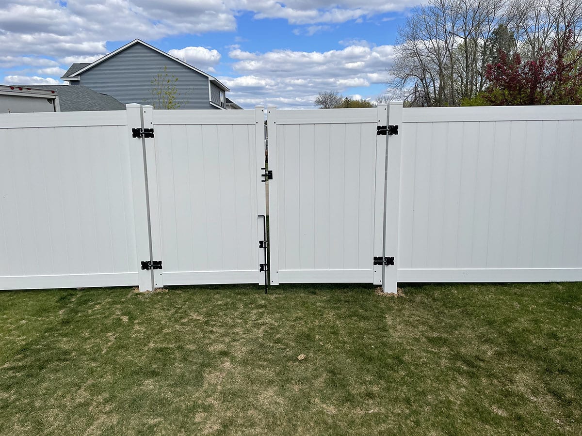 Vinyl Privacy Fences | Northland Fence - Highest & Most Reviewed Fence ...