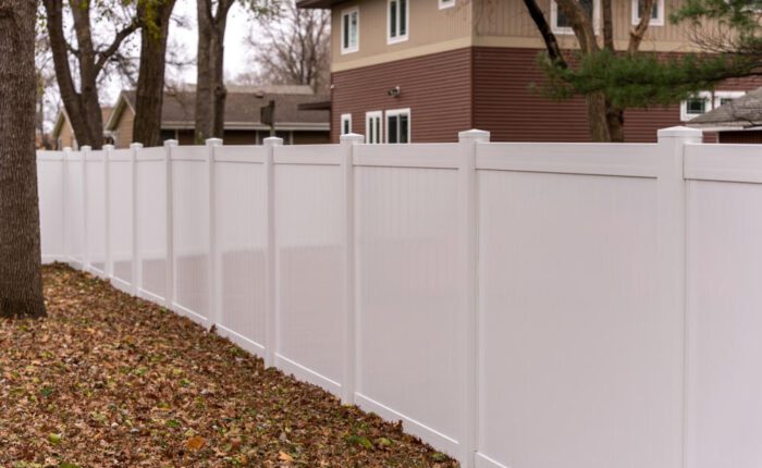 Vinyl Fence Installation Contractor Dayton, MN